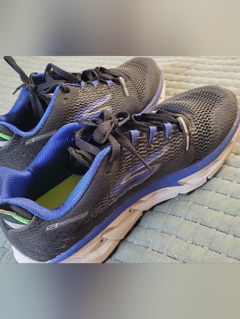 Men's Black and Blue Athletic Running Shoes Skechers Quick Fit